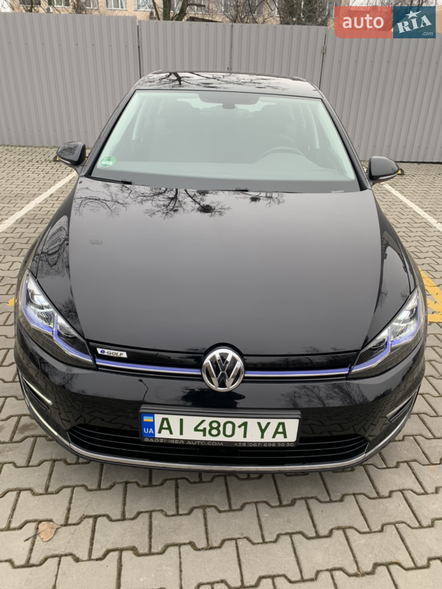 2020 Volkswagen Golf - мініатюра 2