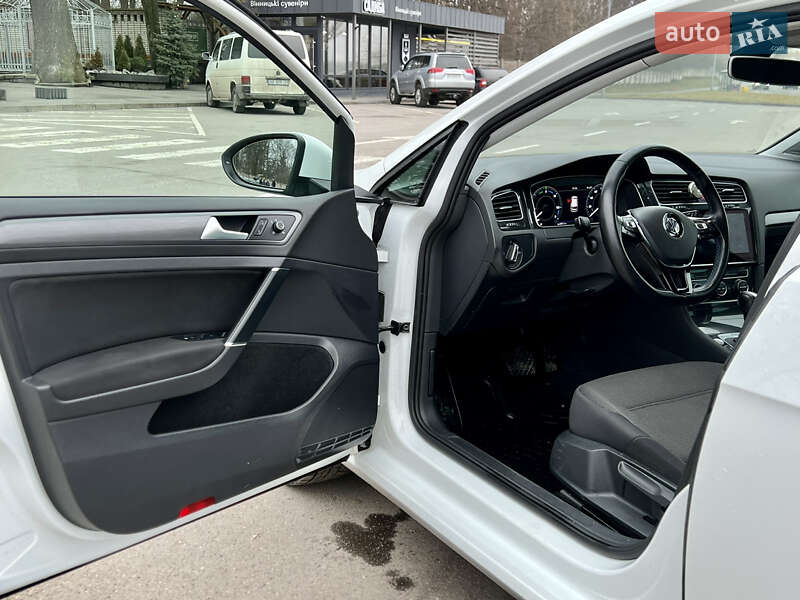 Хэтчбек Volkswagen e-Golf 2019 в Виннице