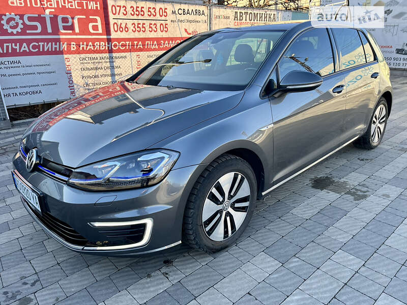 Хэтчбек Volkswagen e-Golf 2019 в Сваляве