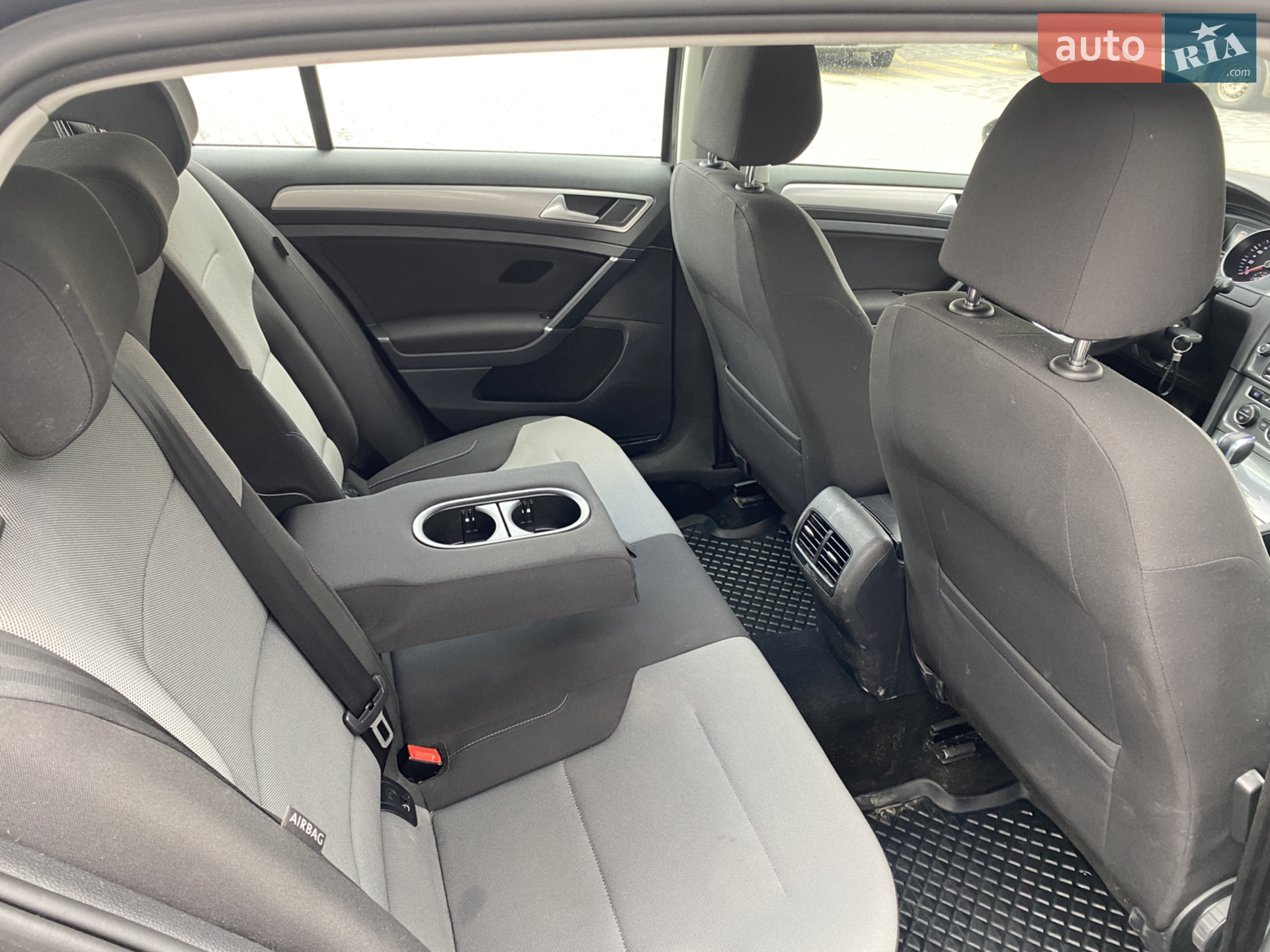 2015 Volkswagen Golf - мініатюра 2