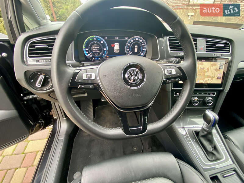 Хетчбек Volkswagen e-Golf 2018 в Рівному