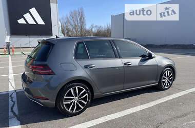 Хэтчбек Volkswagen e-Golf 2018 в Полтаве