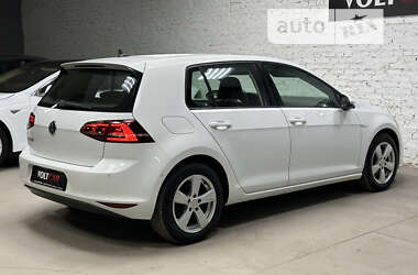 Хетчбек Volkswagen e-Golf 2014 в Володимир-Волинському