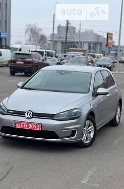 Хэтчбек Volkswagen e-Golf 2018 в Полтаве