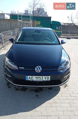 Хэтчбек Volkswagen e-Golf 2015 в Днепре