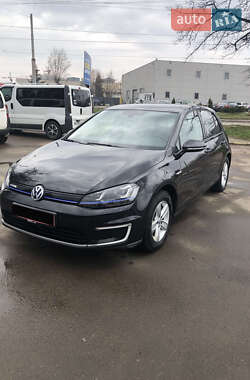 Хэтчбек Volkswagen e-Golf 2016 в Львове