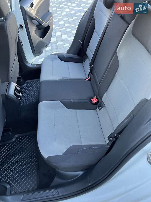 Хэтчбек Volkswagen e-Golf 2016 в Шацке
