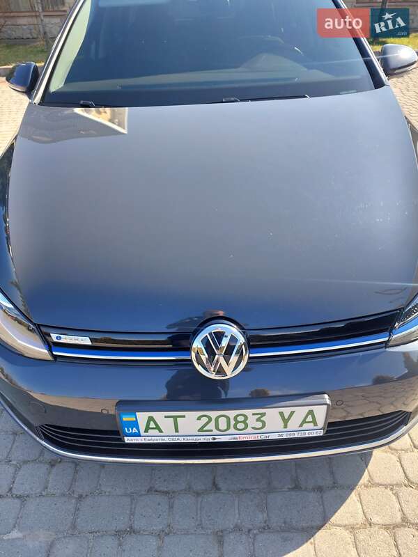 Хэтчбек Volkswagen e-Golf 2018 в Долине