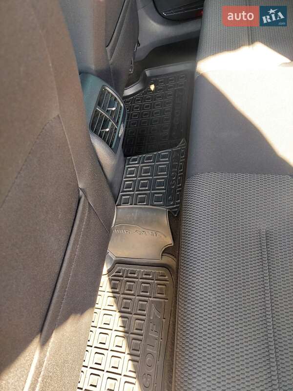 Хэтчбек Volkswagen e-Golf 2018 в Долине