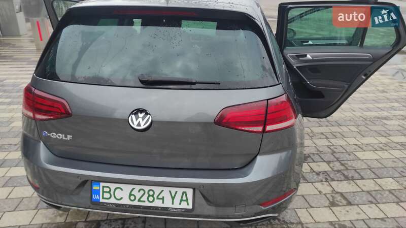 Хэтчбек Volkswagen e-Golf 2018 в Львове