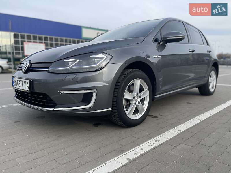 Хетчбек Volkswagen e-Golf 2018 в Сумах