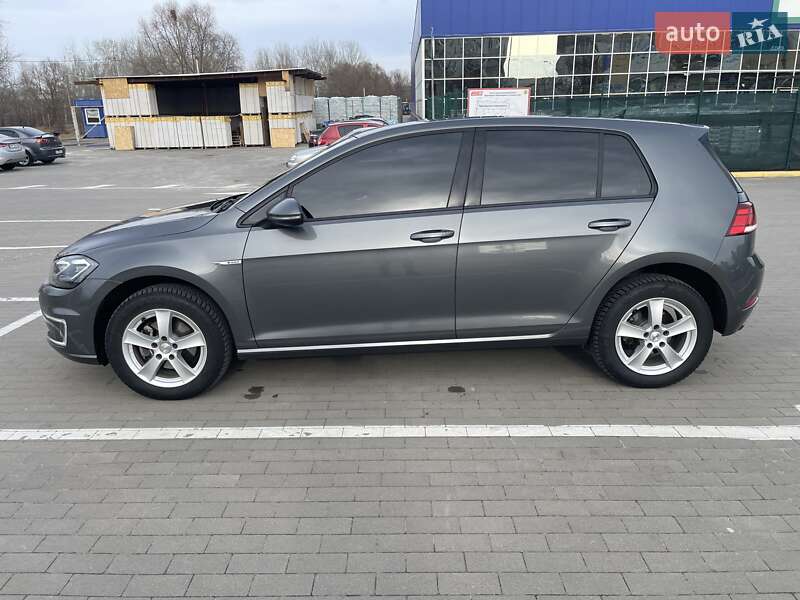 Хетчбек Volkswagen e-Golf 2018 в Сумах