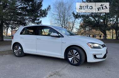 Хетчбек Volkswagen e-Golf 2014 в Дніпрі