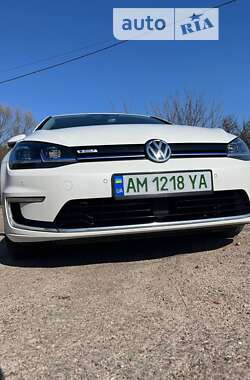 Хетчбек Volkswagen e-Golf 2018 в Коростишеві
