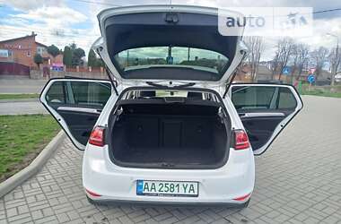 Хэтчбек Volkswagen e-Golf 2014 в Житомире