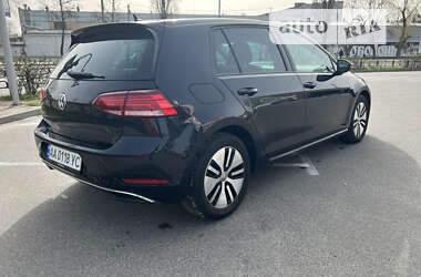 Хэтчбек Volkswagen e-Golf 2019 в Киеве