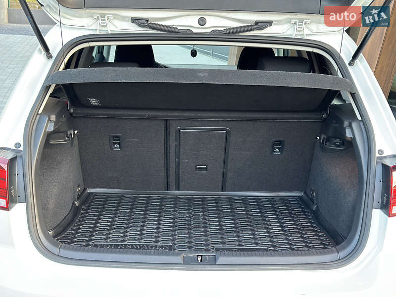 Хэтчбек Volkswagen e-Golf 2018 в Луцке