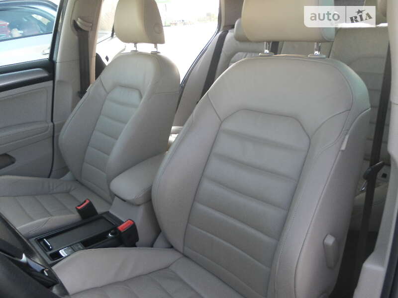 Хэтчбек Volkswagen e-Golf 2015 в Луцке