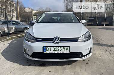 Хэтчбек Volkswagen e-Golf 2017 в Кременчуге