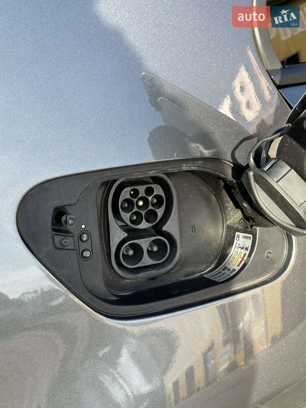 Хетчбек Volkswagen e-Golf 2020 в Тернополі