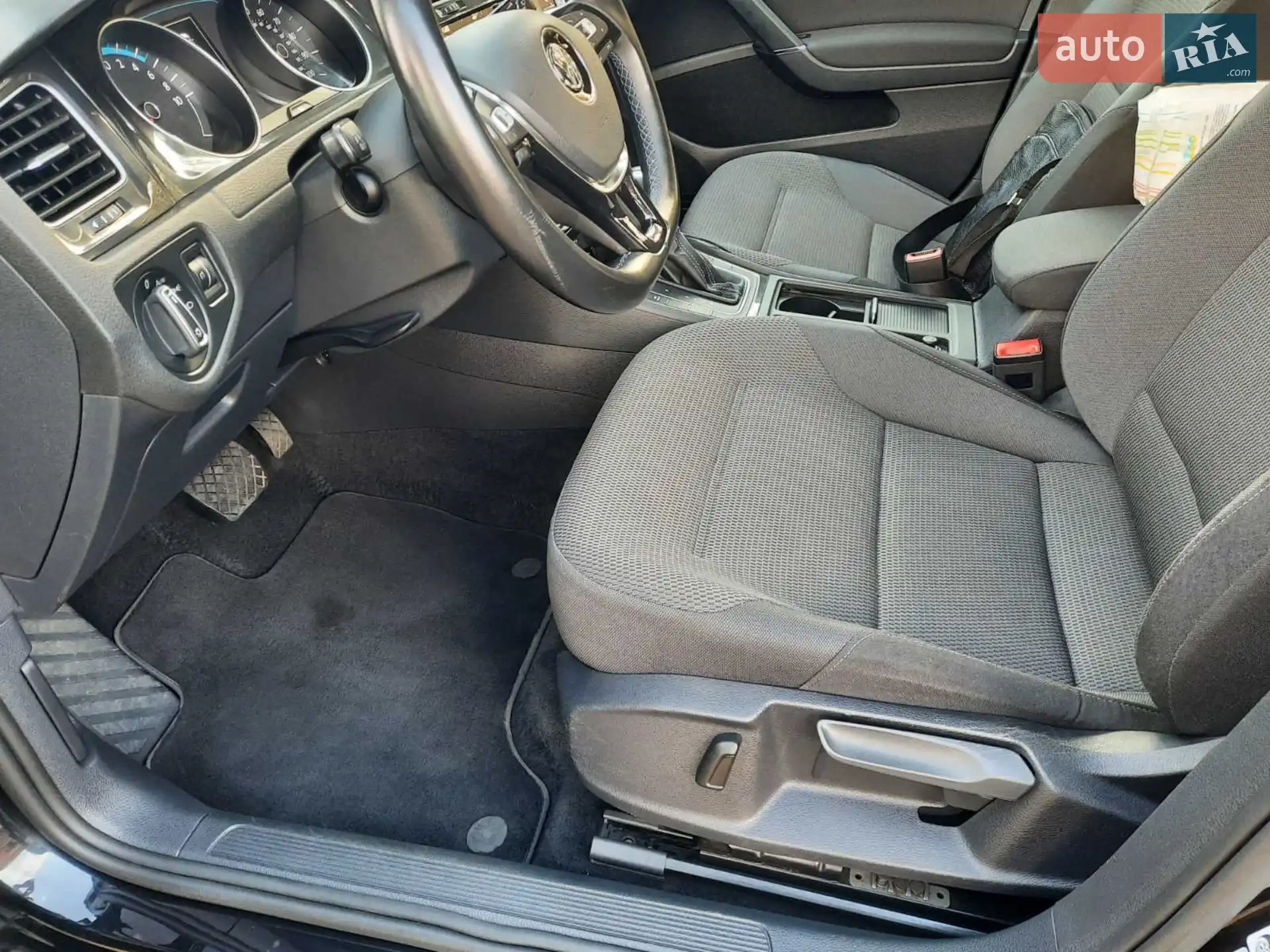 2017 Volkswagen Golf - мініатюра 9