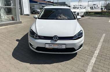 Хетчбек Volkswagen e-Golf 2019 в Чернівцях