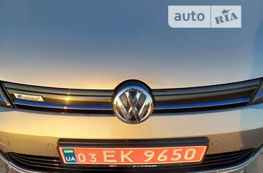 Хэтчбек Volkswagen e-Golf 2016 в Полтаве