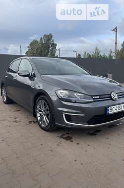 Хэтчбек Volkswagen e-Golf 2017 в Кривом Роге