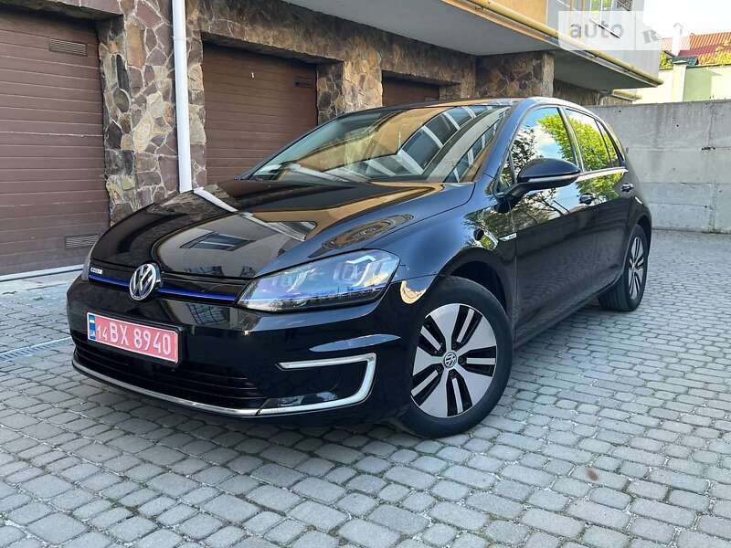 Хетчбек Volkswagen e-Golf 2015 в Львові