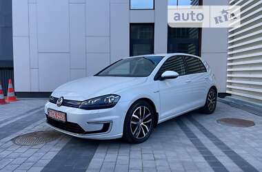 Хетчбек Volkswagen e-Golf 2016 в Львові