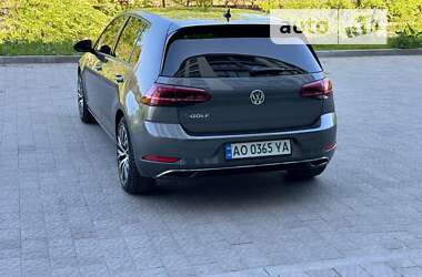 Хэтчбек Volkswagen e-Golf 2018 в Львове