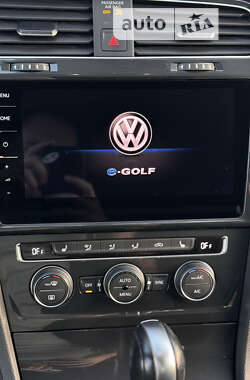 Хэтчбек Volkswagen e-Golf 2020 в Хусте