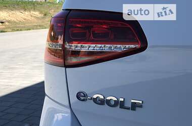 Хэтчбек Volkswagen e-Golf 2015 в Хмельницком