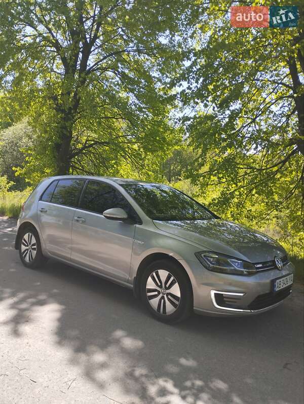 Хетчбек Volkswagen e-Golf 2019 в Бару