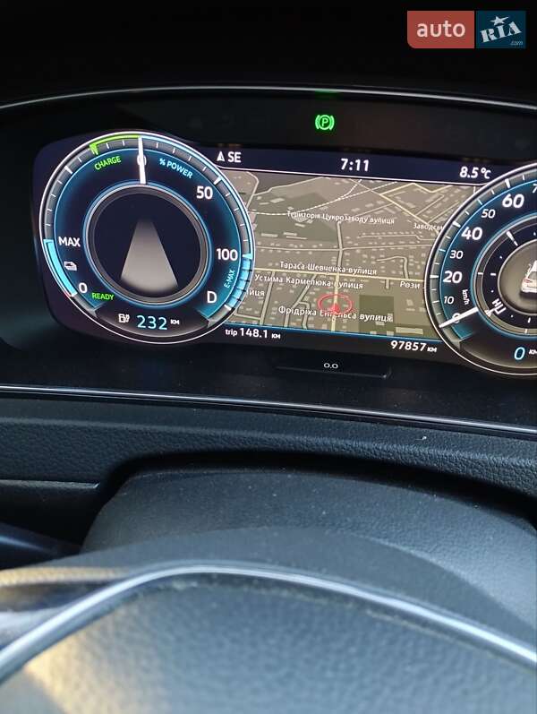 Хетчбек Volkswagen e-Golf 2019 в Бару