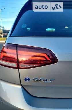 Хэтчбек Volkswagen e-Golf 2017 в Буче