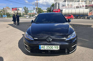 Хетчбек Volkswagen e-Golf 2017 в Кривому Розі