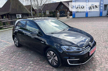 Хэтчбек Volkswagen e-Golf 2017 в Борисполе