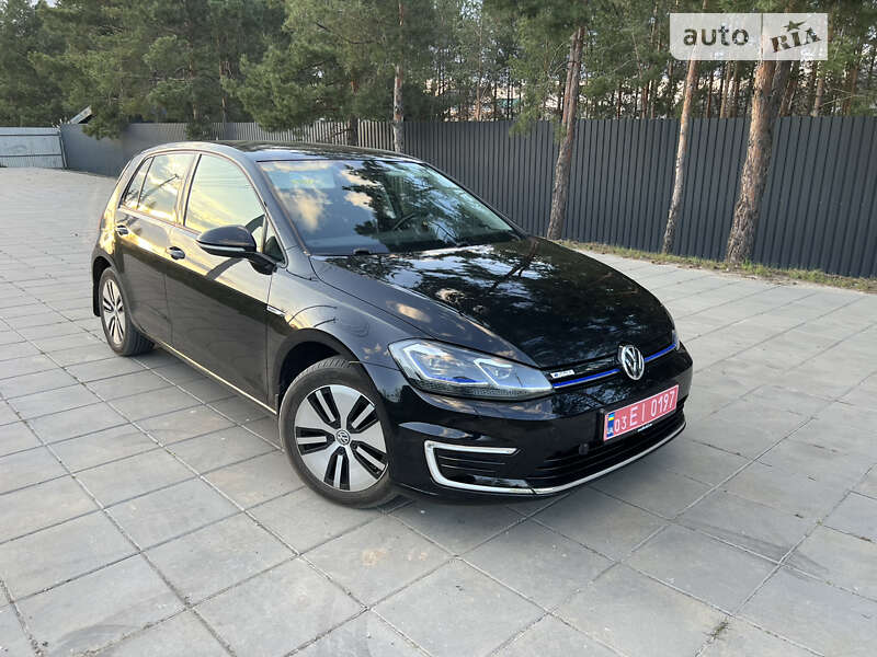 Хэтчбек Volkswagen e-Golf 2017 в Борисполе