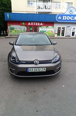 Хетчбек Volkswagen e-Golf 2014 в Харкові
