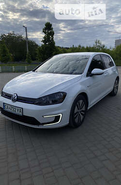 Хетчбек Volkswagen e-Golf 2016 в Умані