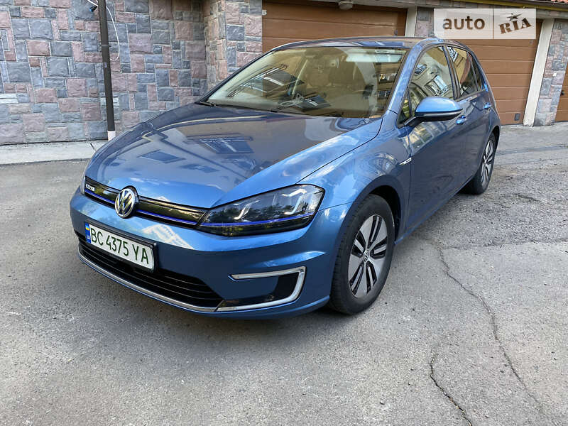 Хетчбек Volkswagen e-Golf 2015 в Львові