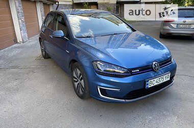 Хетчбек Volkswagen e-Golf 2015 в Львові