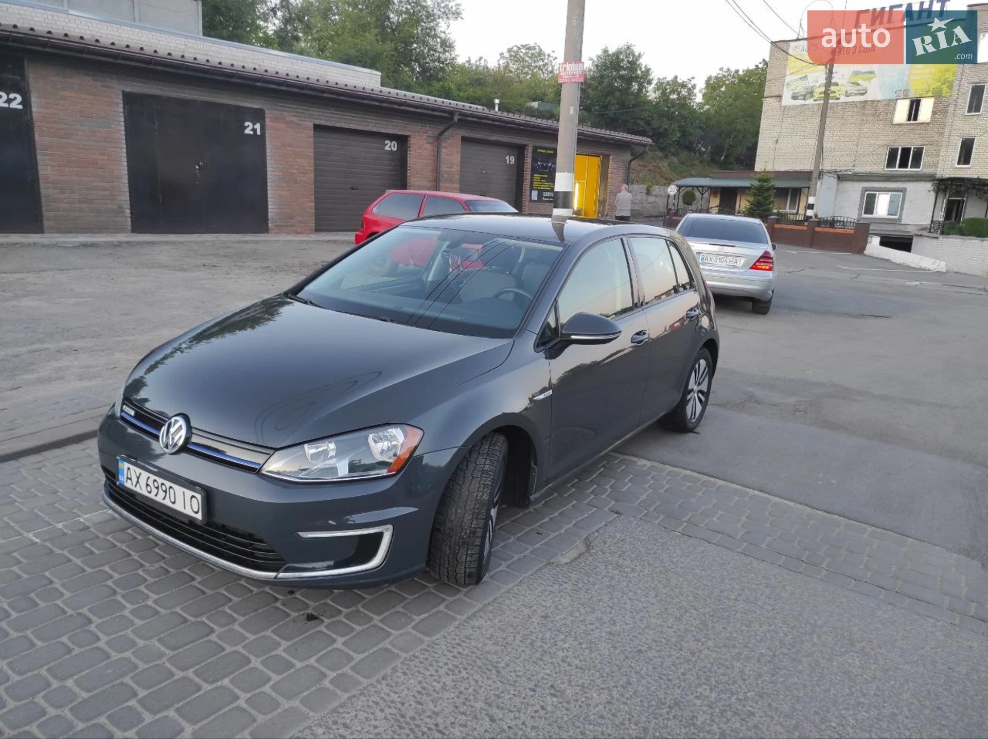 2016 Volkswagen Golf - фото 1