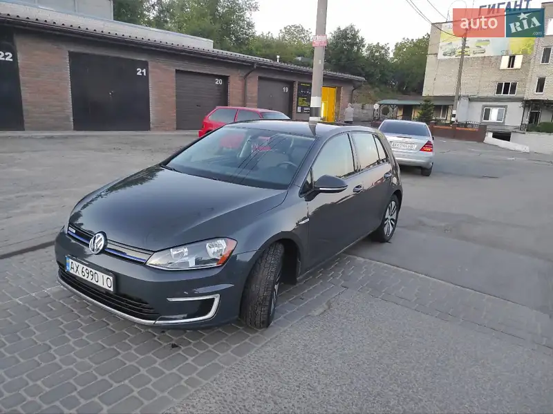 Volkswagen e-Golf