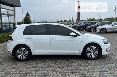 Хэтчбек Volkswagen e-Golf 2014 в Мукачево