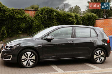 Хетчбек Volkswagen e-Golf 2020 в 