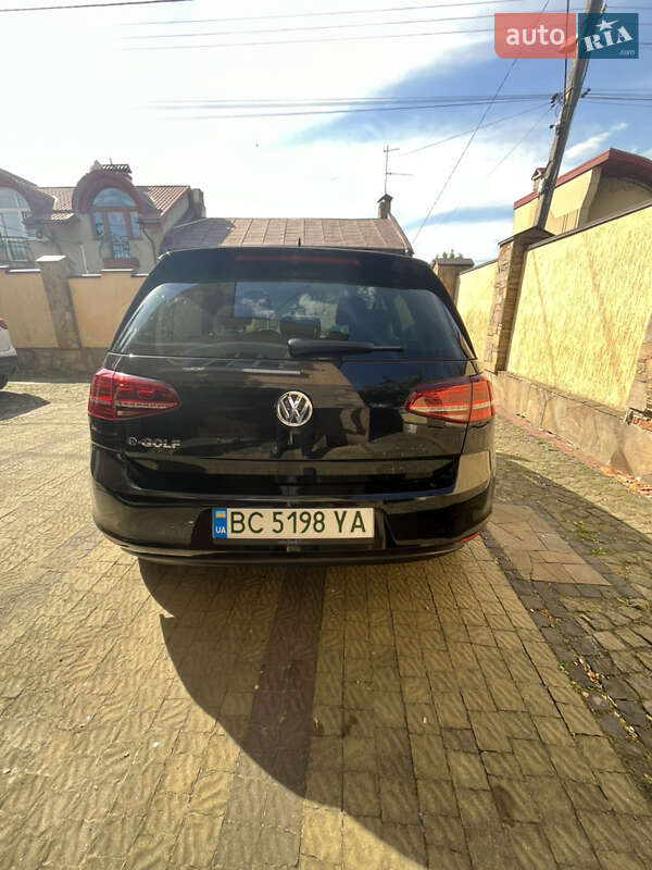 Хэтчбек Volkswagen e-Golf 2015 в Львове фото 9 Хэтчбек Volkswagen e-Golf 2015 в Львове