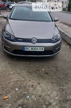 Хэтчбек Volkswagen e-Golf 2014 в Львове