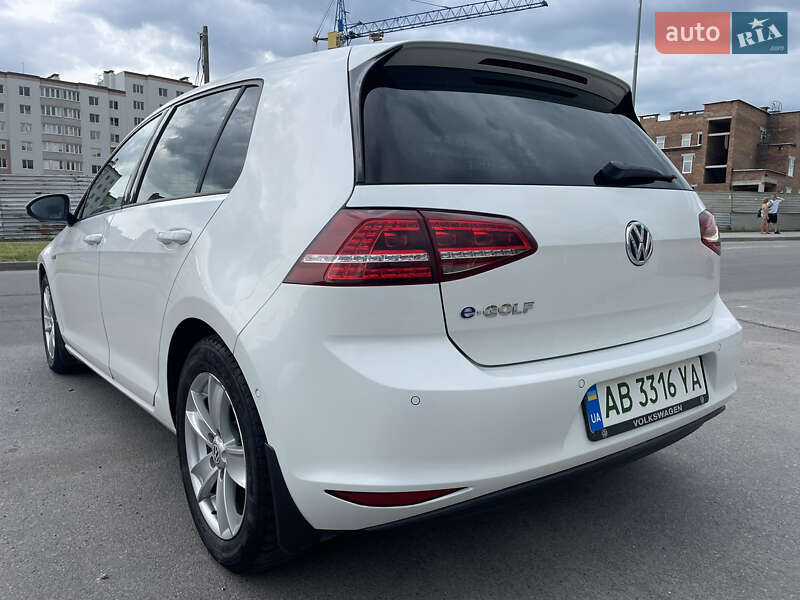 Хэтчбек Volkswagen e-Golf 2014 в Виннице